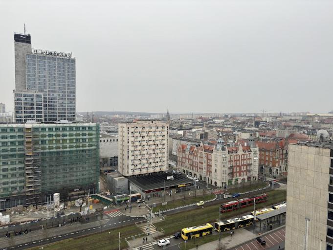 Przystanek Aleja Korfantego 8 * Katowice